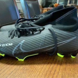 Nike Air Zoom women’s cleats